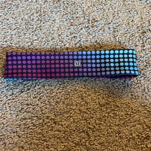 Lululemon fly away headband